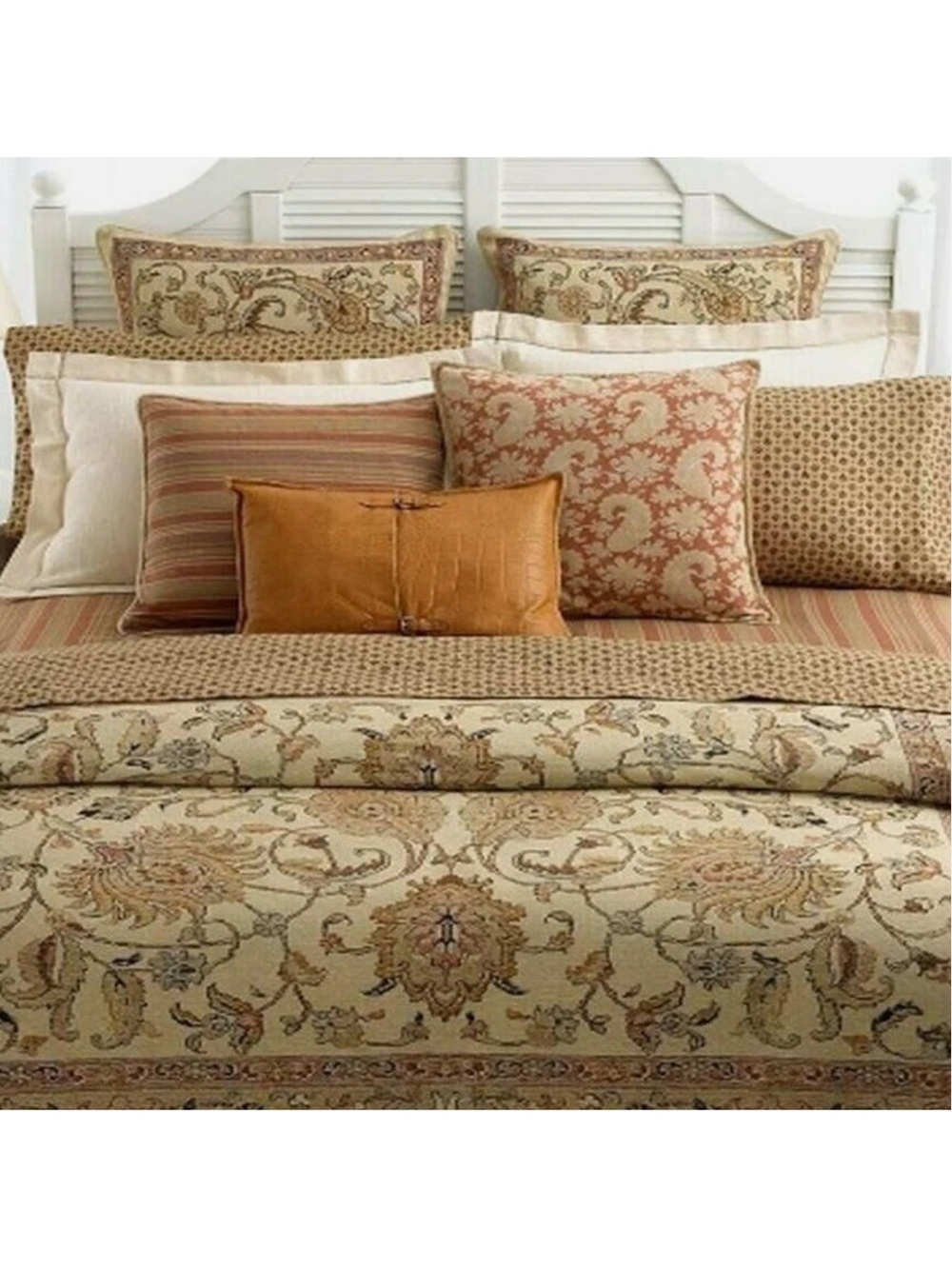 2 RALPH LAUREN Northern Cape Foulard STANDARD Pillowcases Gold Floral Vintage